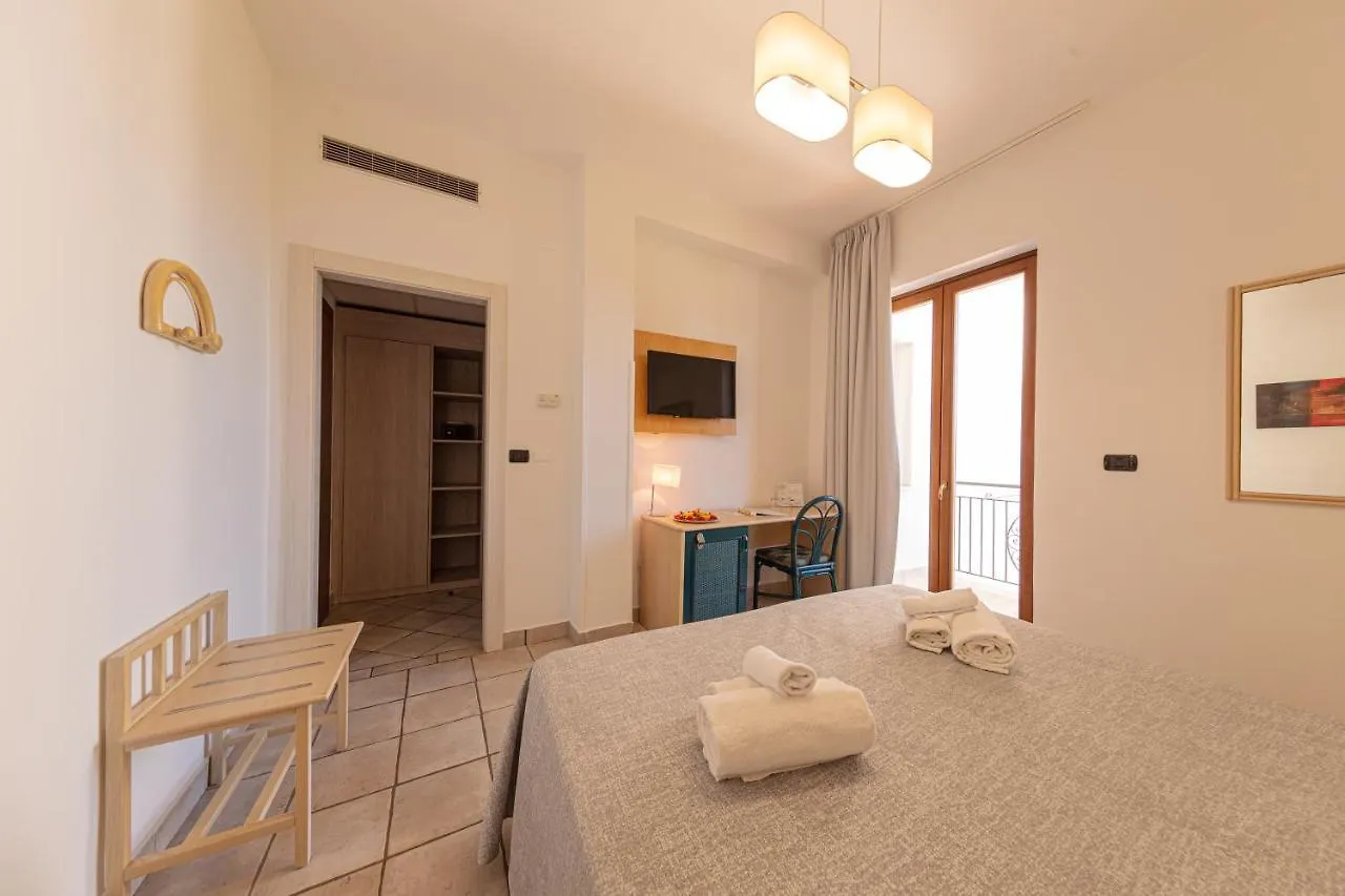 Hotel Baia Del Capitano Cefalù Italien