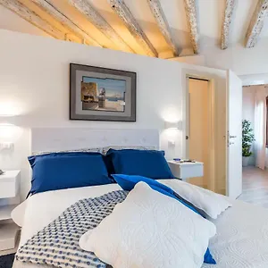 Heaven Biennale, The Elegant Appartement Venise
