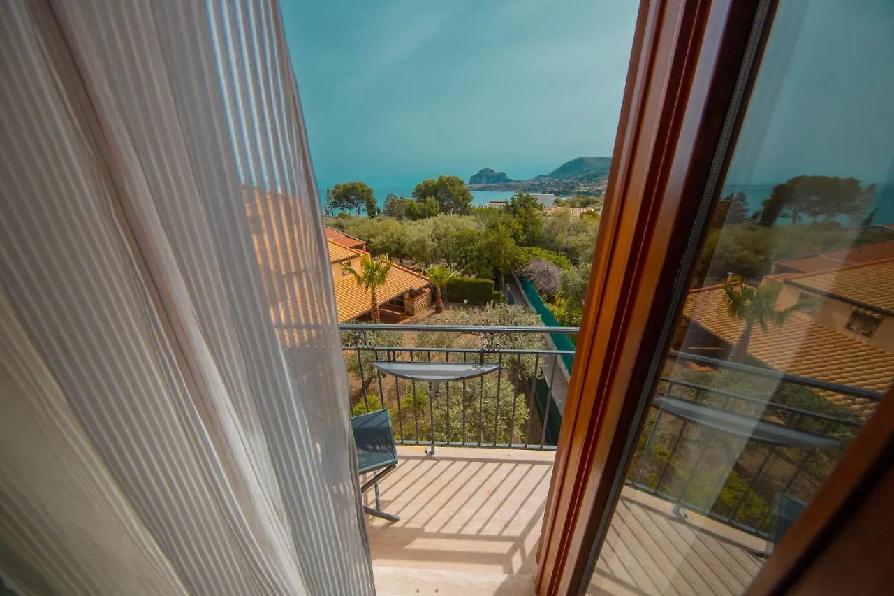 Hotel Baia Del Capitano Cefalu Italy