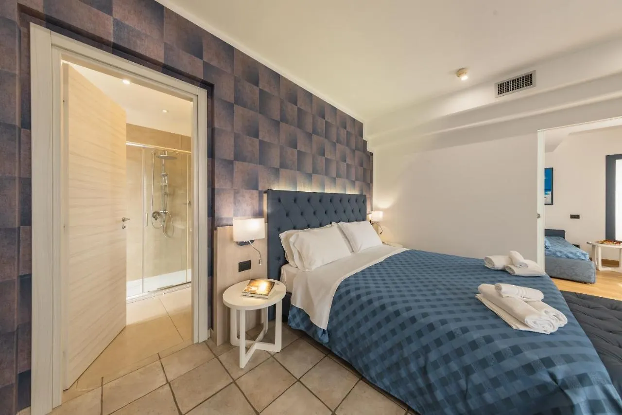 Hotel Baia Del Capitano Чефалу