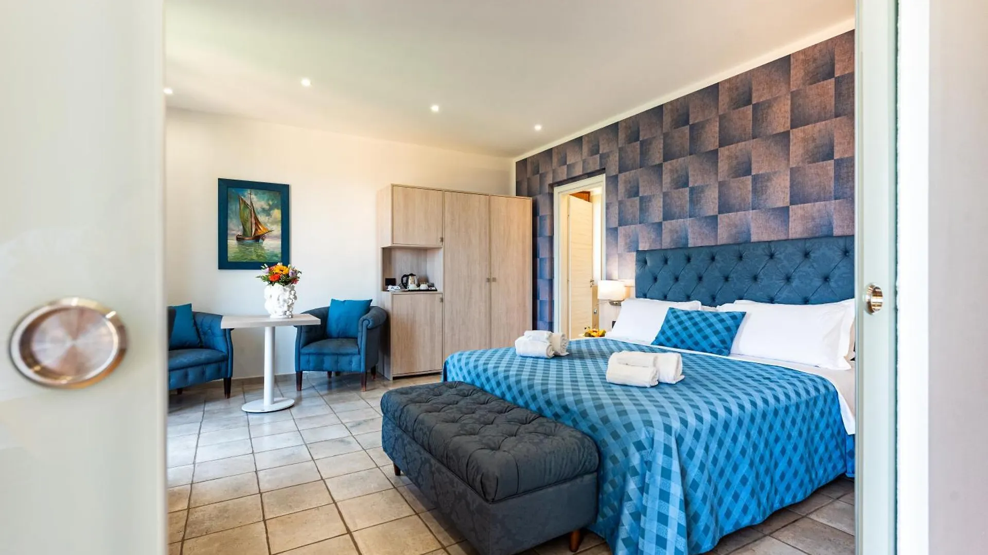 Hotel Baia Del Capitano Чефалу