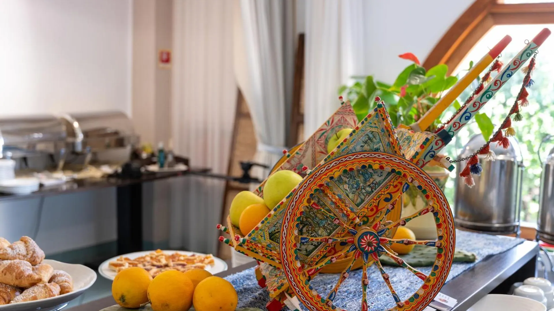 Hotel Baia Del Capitano Чефалу 4*,  Италия