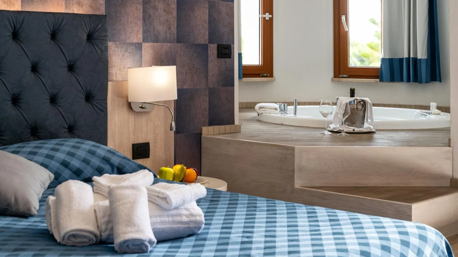 Hotel Baia Del Capitano Чефалу